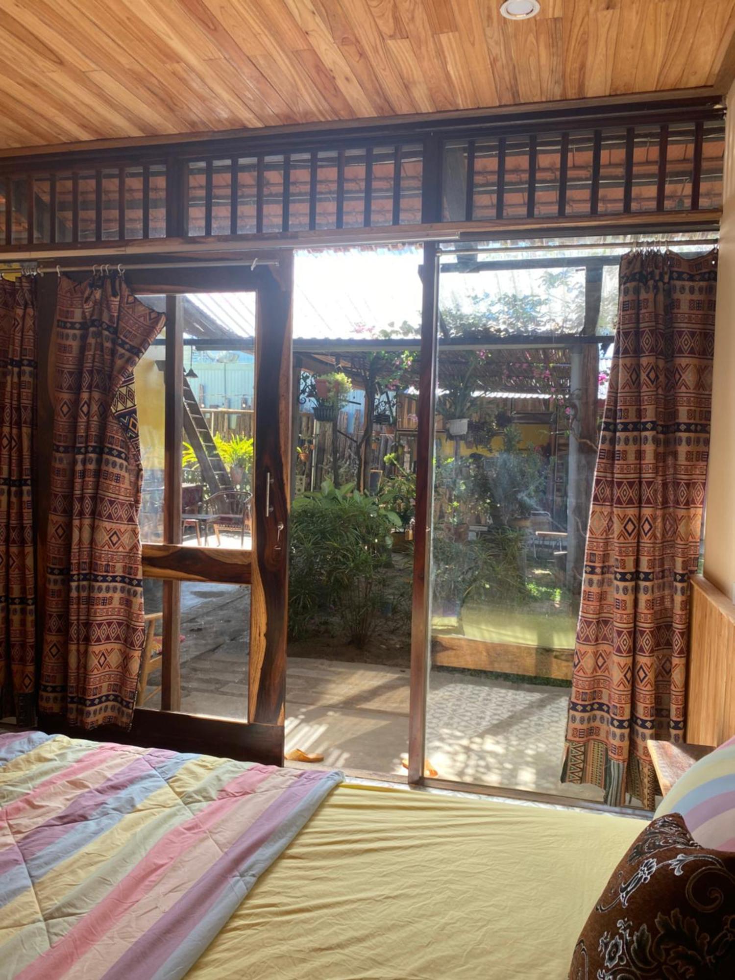 Nha Cua Nep Villa Plei Brel Exteriör bild