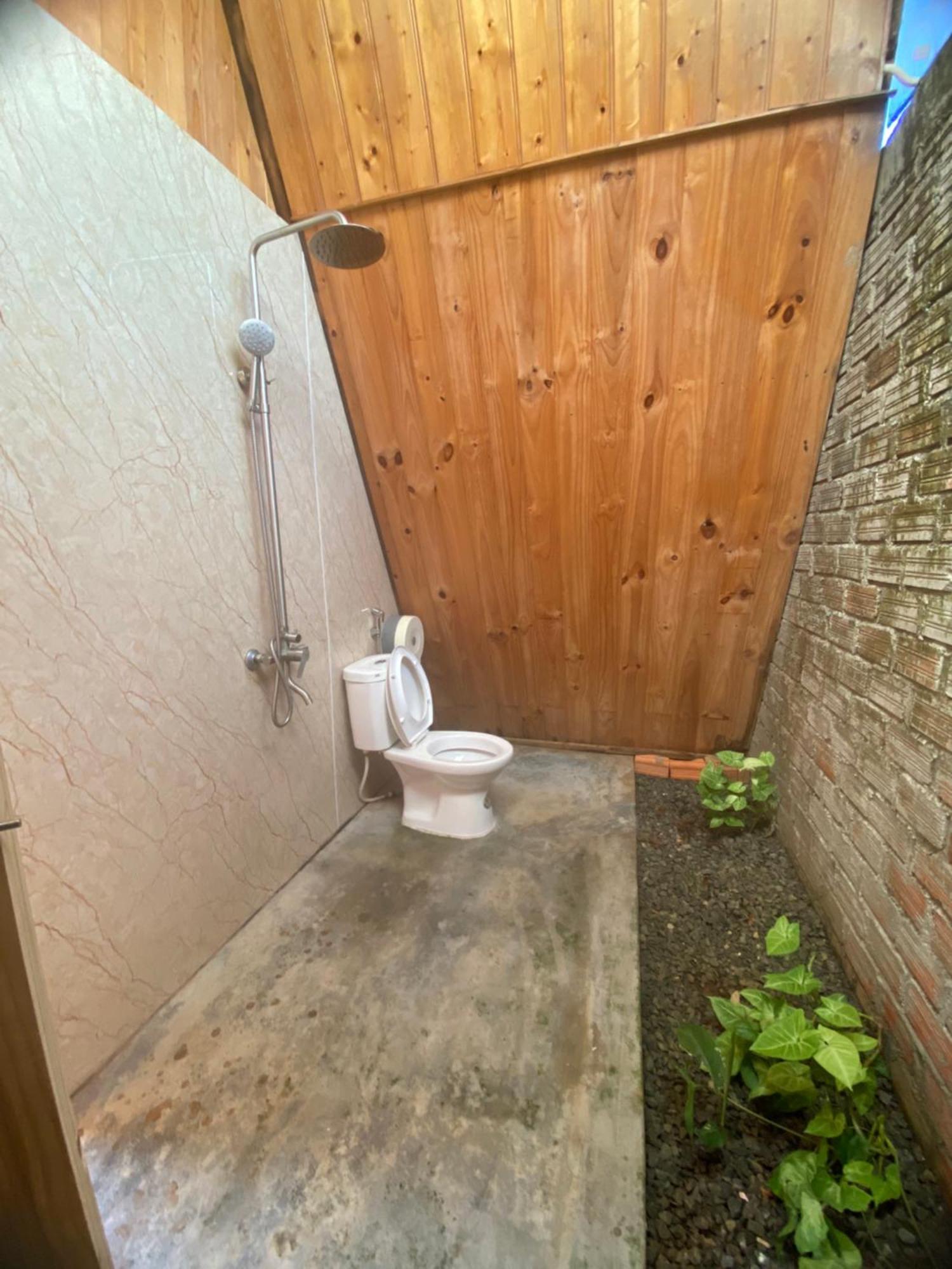 Nha Cua Nep Villa Plei Brel Exteriör bild